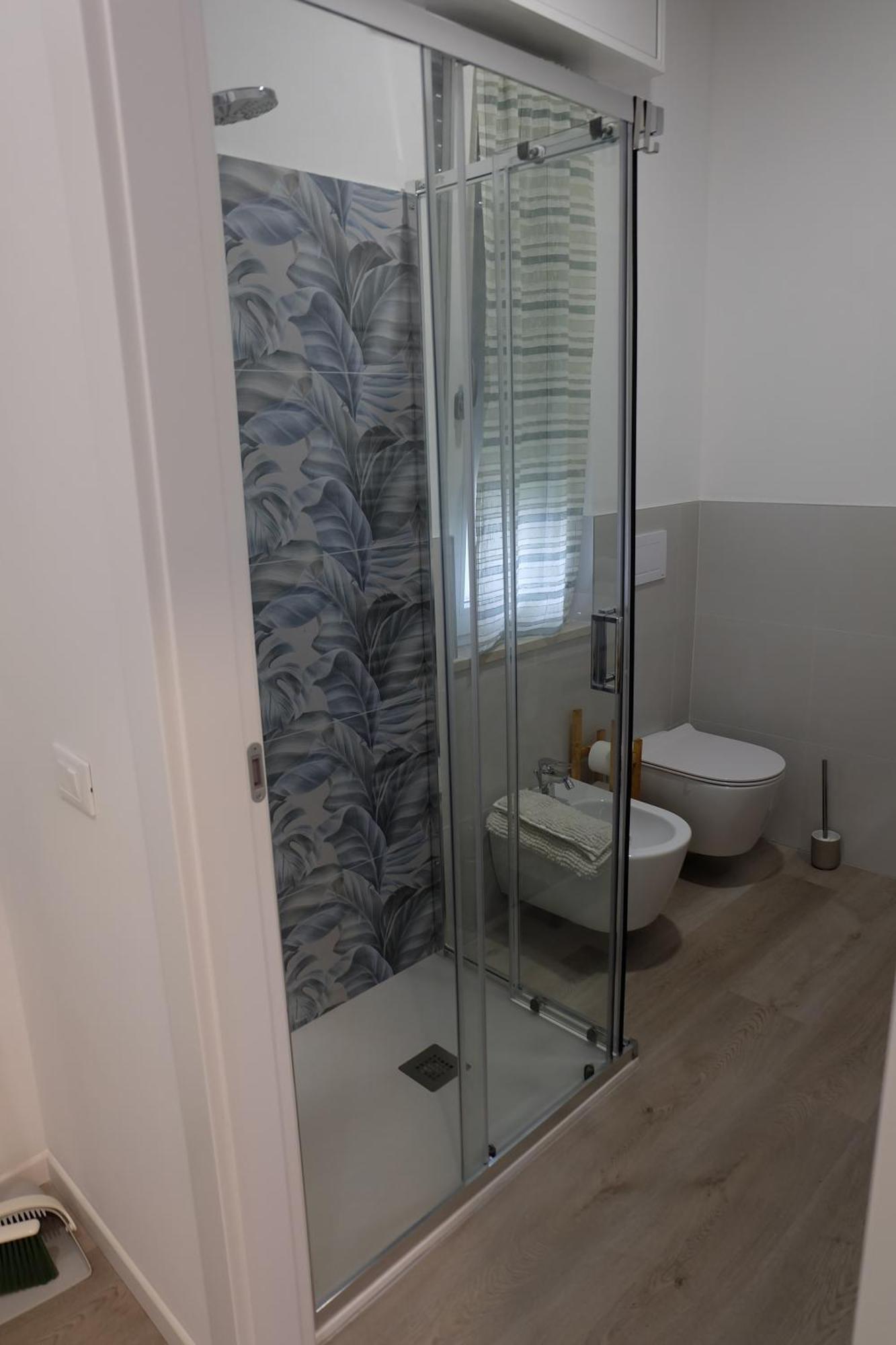 Adriroomsrho Kültér fotó
